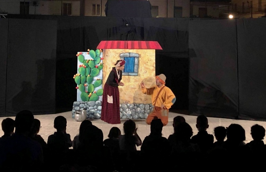 CONCLUSA CON SUCCESSO LA XIII^ RASSEGNA “TEATRINFINITI” PROMOSSA DALL’ASSOCIAZIONE CULTURALE “NAVE ARGO” CON LA DIREZIONE ARTISTICA DI FABIO NAVARRA.